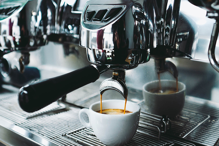 Kávégép bérlés Debrecen – rugalmas bérleti konstrukciók